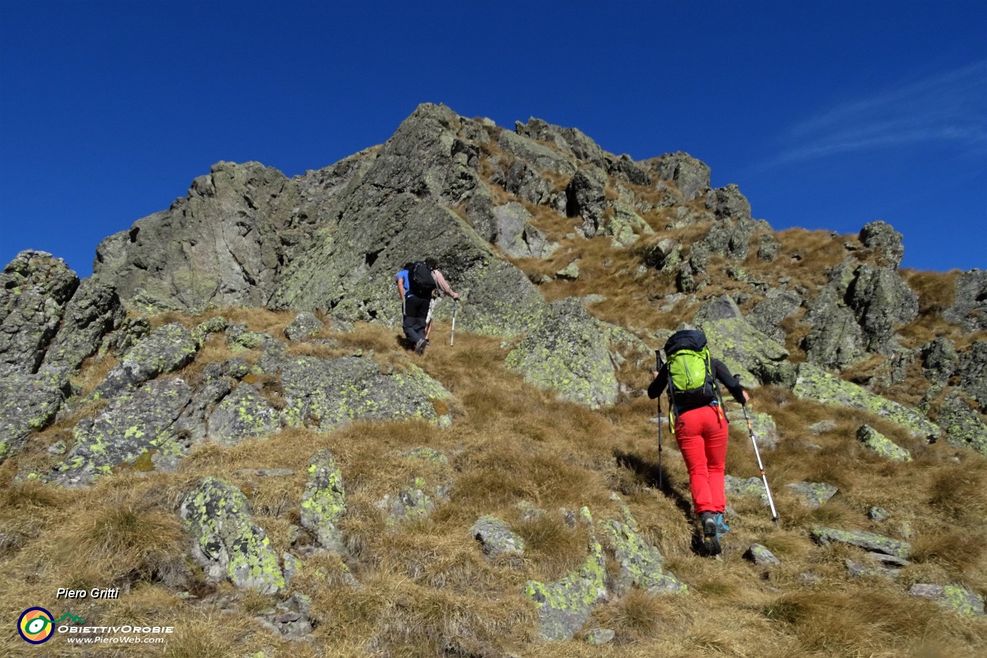 42 Saliamo insieme per traccia (non segnalata) a Cima di Val Pianella.JPG